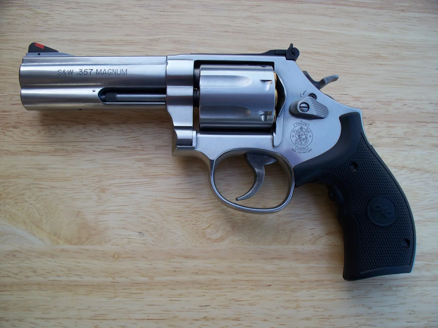 Smith & Wesson Model 686 double-action revolver, side view